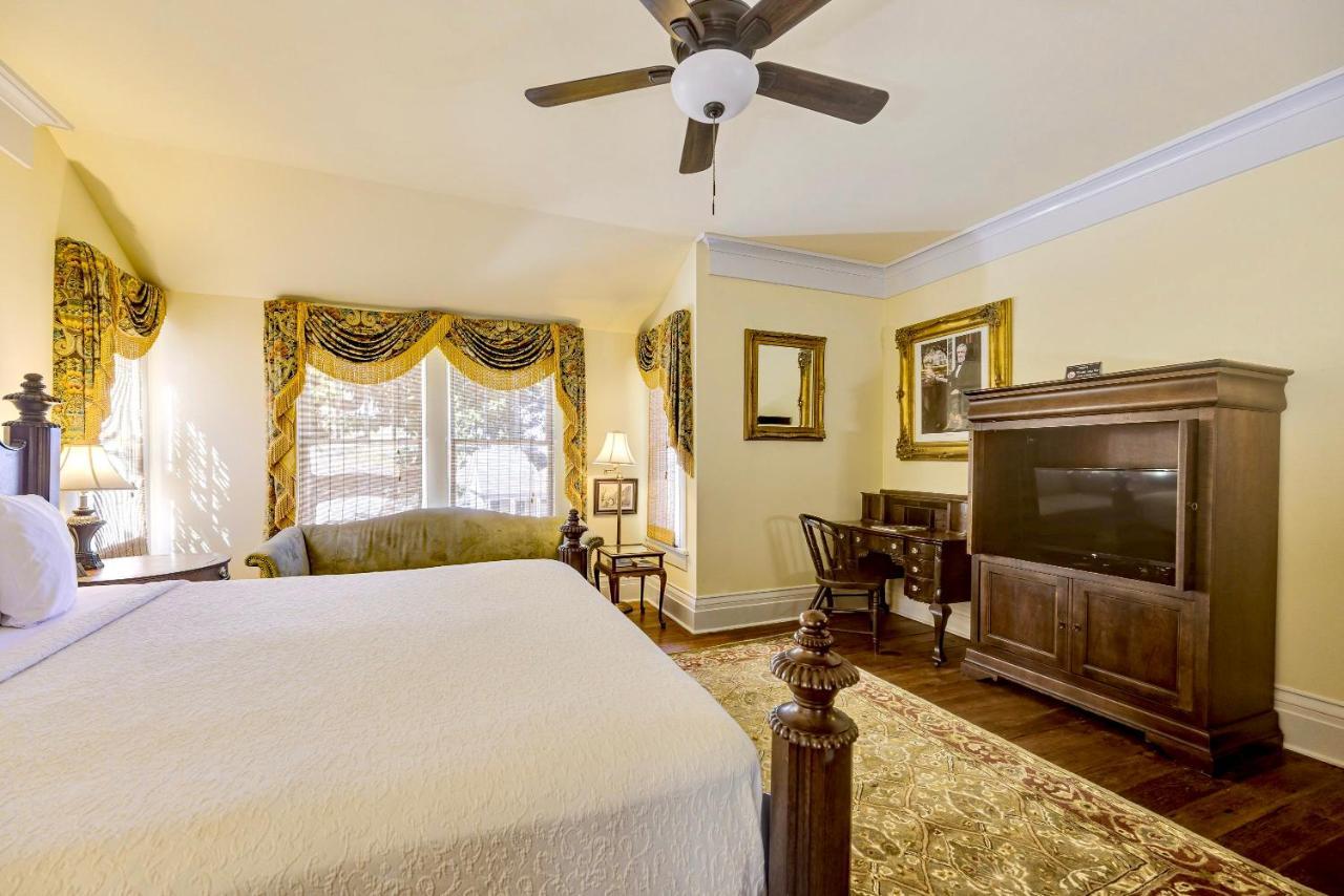 Anchuca Historic Mansion & Inn Vicksburg Bagian luar foto